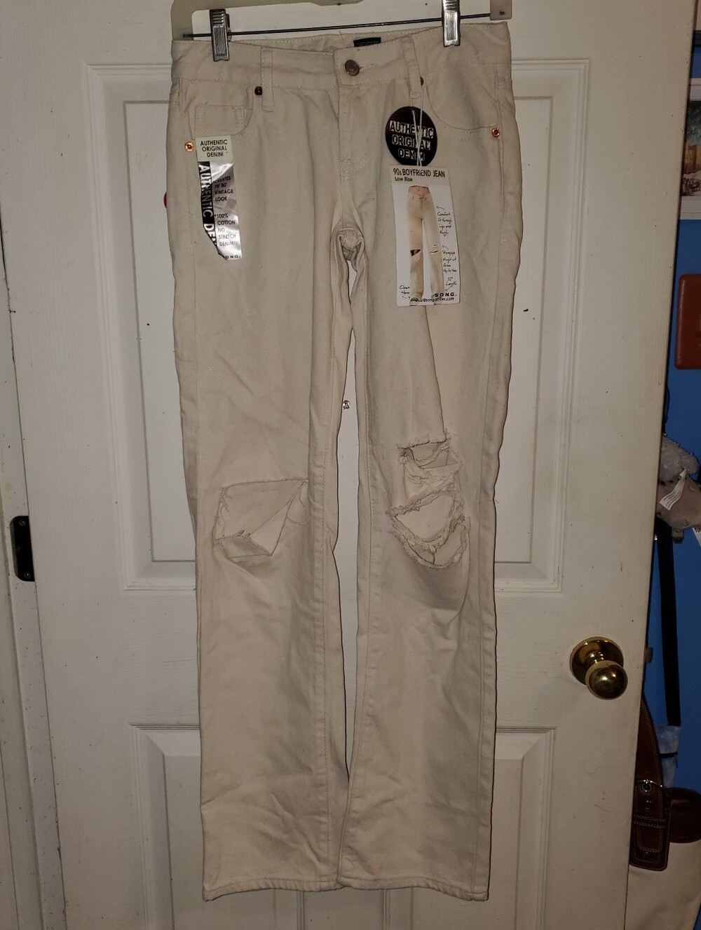 NWT S.O.N.G 90s Low Rise Boyfriend Distressed Jeans - 00/23